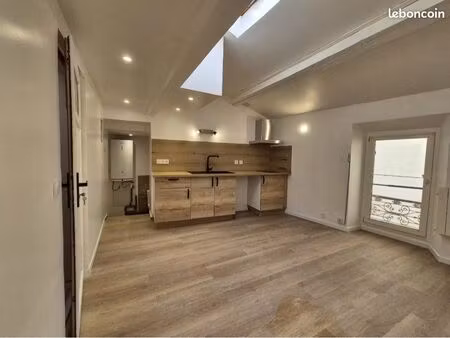 studio meublé en centre ville proche mairie