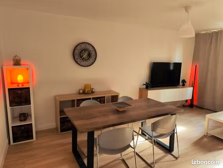 chambre meublée 14 m2