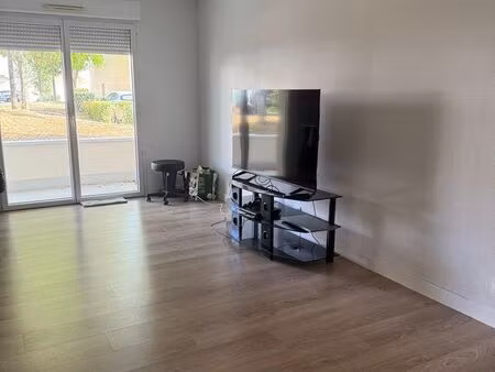 à louer – bel appartement meublé de 67 m² – 850 /mois