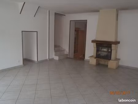 maison - 3 pièces - 70 m²