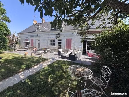 maison 7 pièces 264 m²