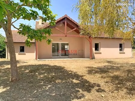 pavillon 4 pièces 90 m²