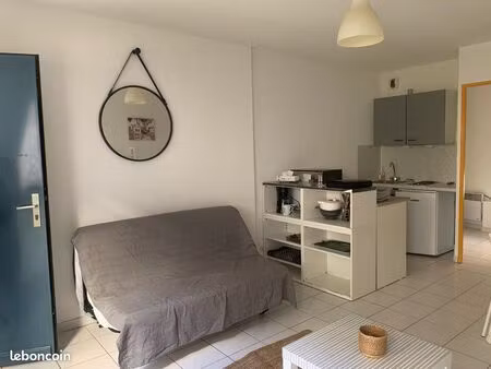 studio étudiant(e)