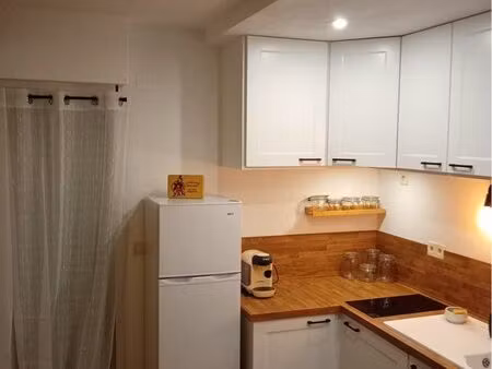 à louer studio avec chambre