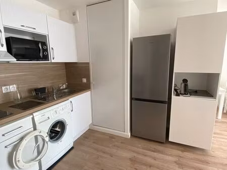 t2 meublé 45 m² avec parking et balcon – résidence récente à la chapelle des fougeretz