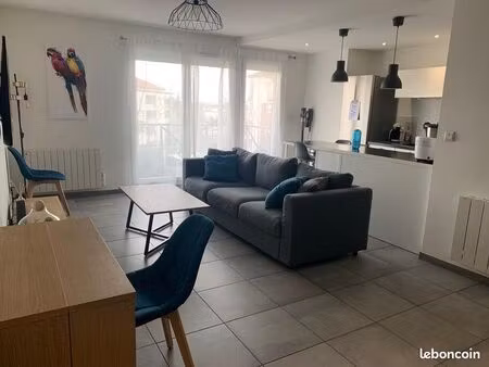 location t2 balcon+garage meublé 50m2 st genis laval