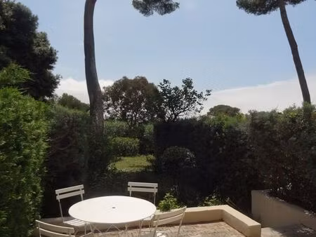 havre de paix à costebelle – studio 20m2 + mezzanine  terrasse et jardin