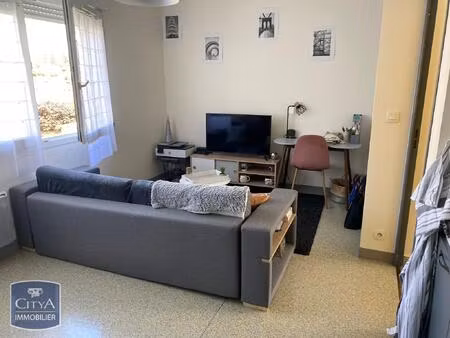 location appartement 1 pièce 32m² poitiers 86000