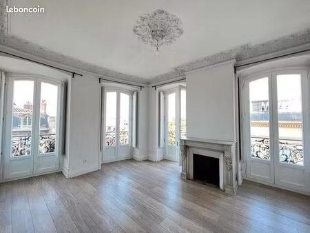 appartement 3 pièces 53 m²