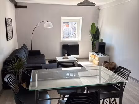 location t3 non meublé (2ch) 55m2 place emile zola 720 euros