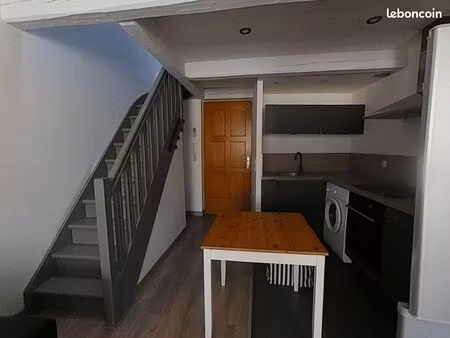 t2 duplex meublé 35m² – rénovation moderne – marseille la capelette