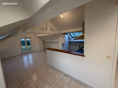 loue bel appartement  proche d’amiens à la commune d’hangest sur somme