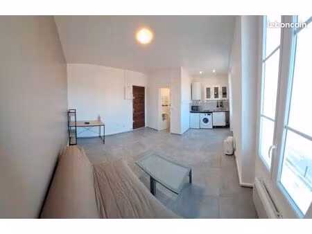 location studio meublé ollioules