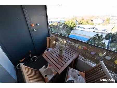t3 meublée de 67.43 m2 avec terrasse  parking et piscine