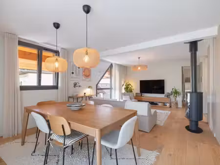 le cocon  beau duplex de 124m2 au calme avec vue lac