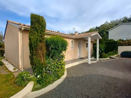 vente maison 4 pièces 78 m² à bourg sur gironde (33710)  233 000 €