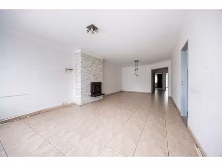appartement te koop in deurne met 2 slaapkamers