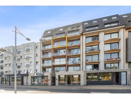 appartement te koop in bredene met 1 slaapkamer