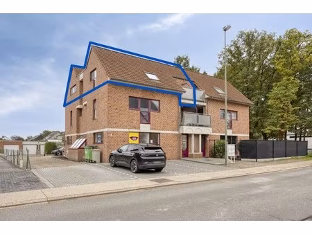 appartement te koop in maasmechelen met 2 slaapkamers