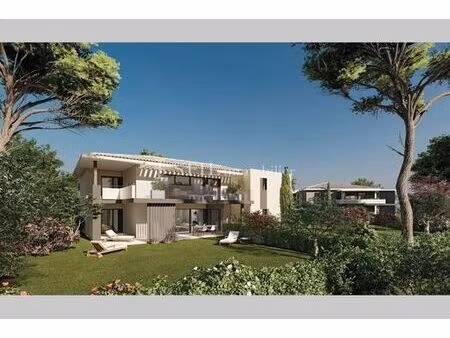 appartement de 2 chambres de luxe en vente à sainte-maxime  provence-alpes-côte d'azur