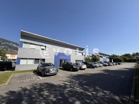 location local d’activités bernin 38190 384m²