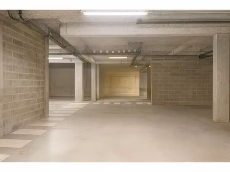 location entrepôt malakoff 92240 450m²