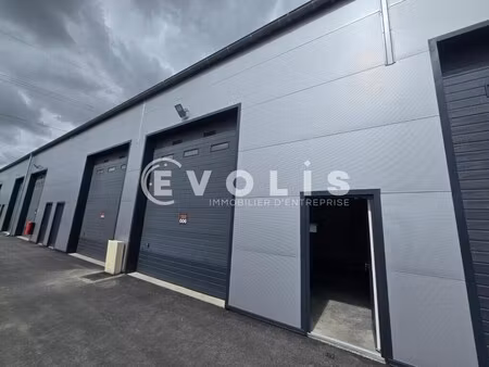 location local d’activités saint germain les arpajon 91180 261m²