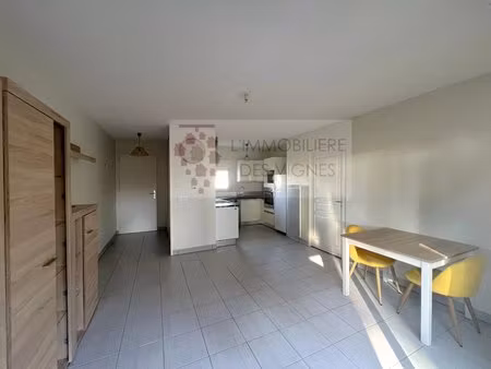 t2 meublé 41m² - balcon