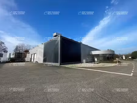 location local d’activités 3385m²