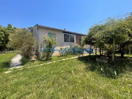 massanes  villa de plain f3 avec garage et terrasse sur 3465 m2 de terrain plat avec vue..