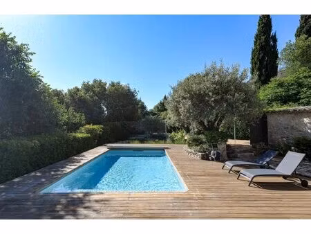 demeure du xixe de 133 m² avec jardin et piscine à 8 kms d’uzès