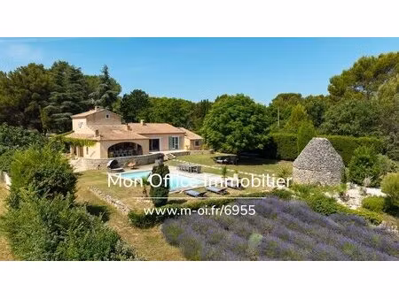 référence : 6955-jdo. - superbe propriété provençale rénovée avec vue panoramique sur la..