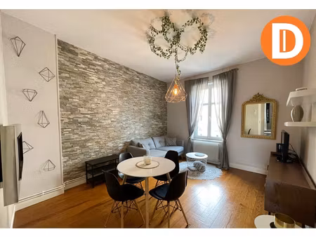 location appartement 2 pièces 49m²