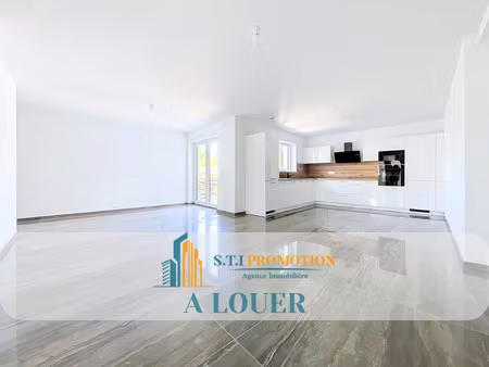 location appartement 3 pièces 81m² tiercelet 54190
