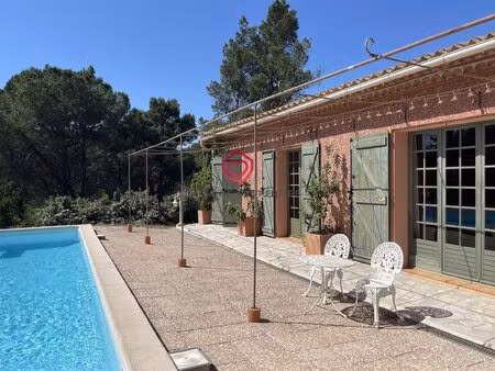 propriété de campagne avec piscine  maison d'amis et oliveraie au cœur des corbières