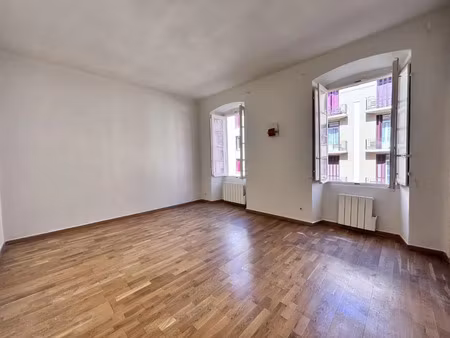 location appartement 2 pièces 65 m² à bastia (20200)
