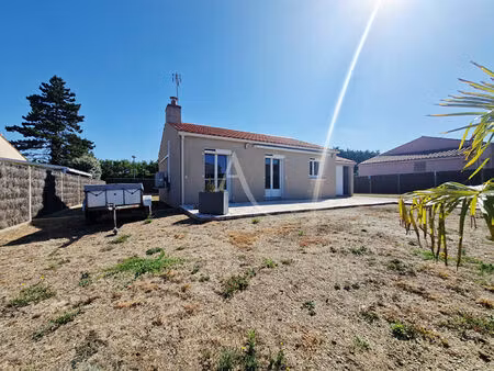 vente maison 3 pièces  53.89m²  bretignolles