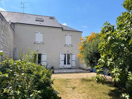 vente maison 5 pièces  200.00m²  saumur