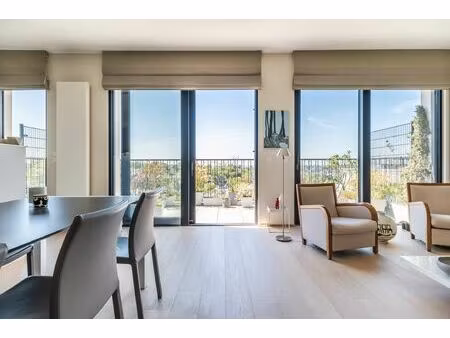 appartement à vendre avec garage et terrasse   uccle (rbw32464)