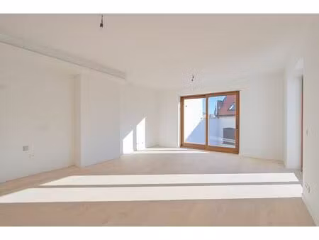 appartement à vendre à rue de stassart 52 ixelles (vbe40215)