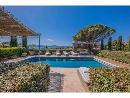villa de 8 pièces de luxe en location sainte-maxime  france