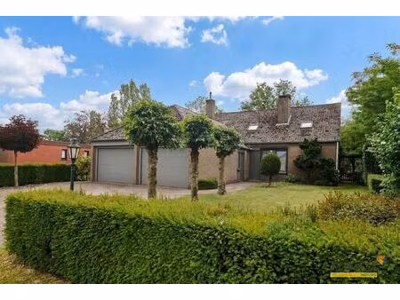 huis te koop in lommel met 5 slaapkamers
