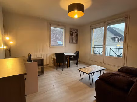 location appartement 1 pièce 31m²