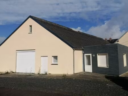location local professionnel 300m² vesly 50430