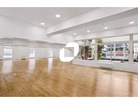 location bureaux 170 m²