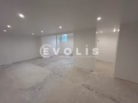 location bureaux 105 m² à 321 m²