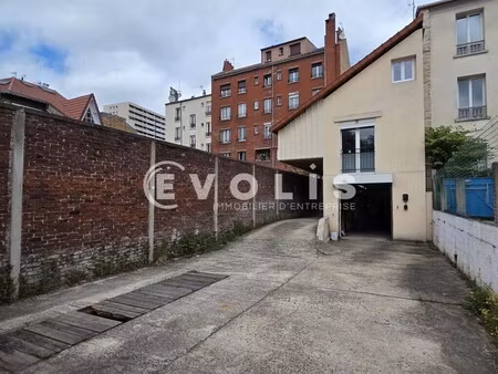 location bureaux 126 m²