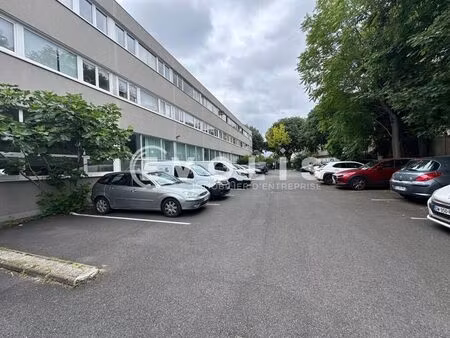 location bureaux 15 m² à 120 m²