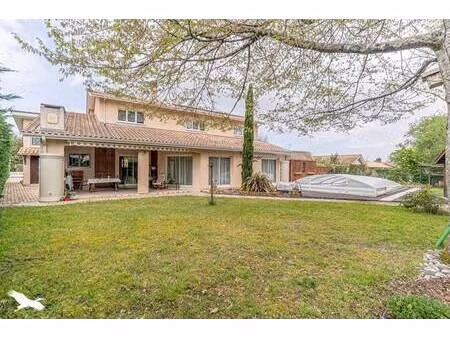 vente maison 6 pièces 208 m² pessac (33600)