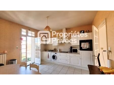 propriété de 3 logements indépendants (maison + annexe) - idéal investisseur  famille ou..